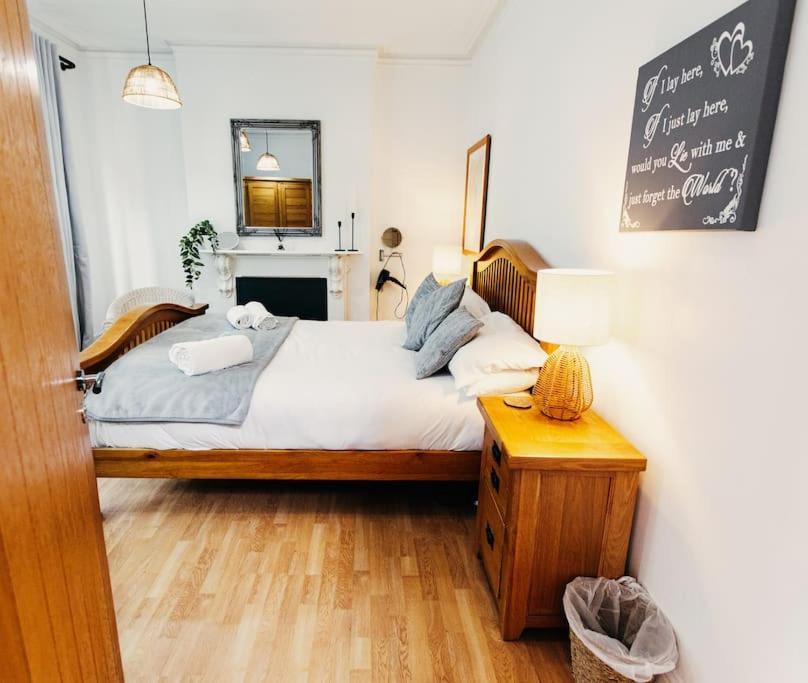 Friars Bush House Belfast - Stunning 4 Bedroom Detached House In Exclusive Queens Quarter Luxury Belfast City Centre Екстериор снимка