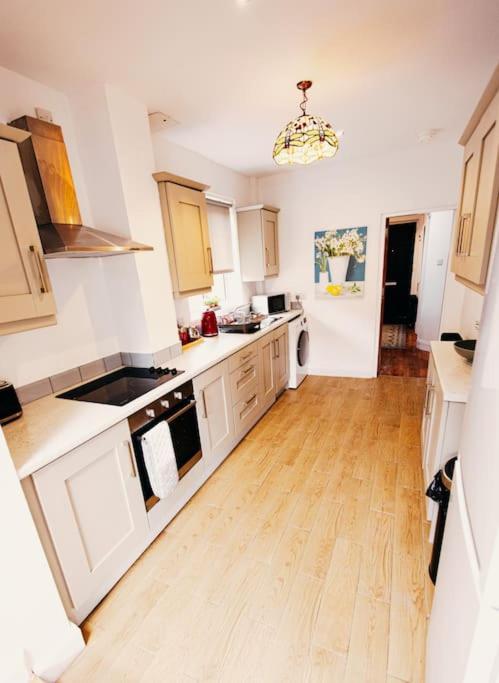 Friars Bush House Belfast - Stunning 4 Bedroom Detached House In Exclusive Queens Quarter Luxury Belfast City Centre Екстериор снимка